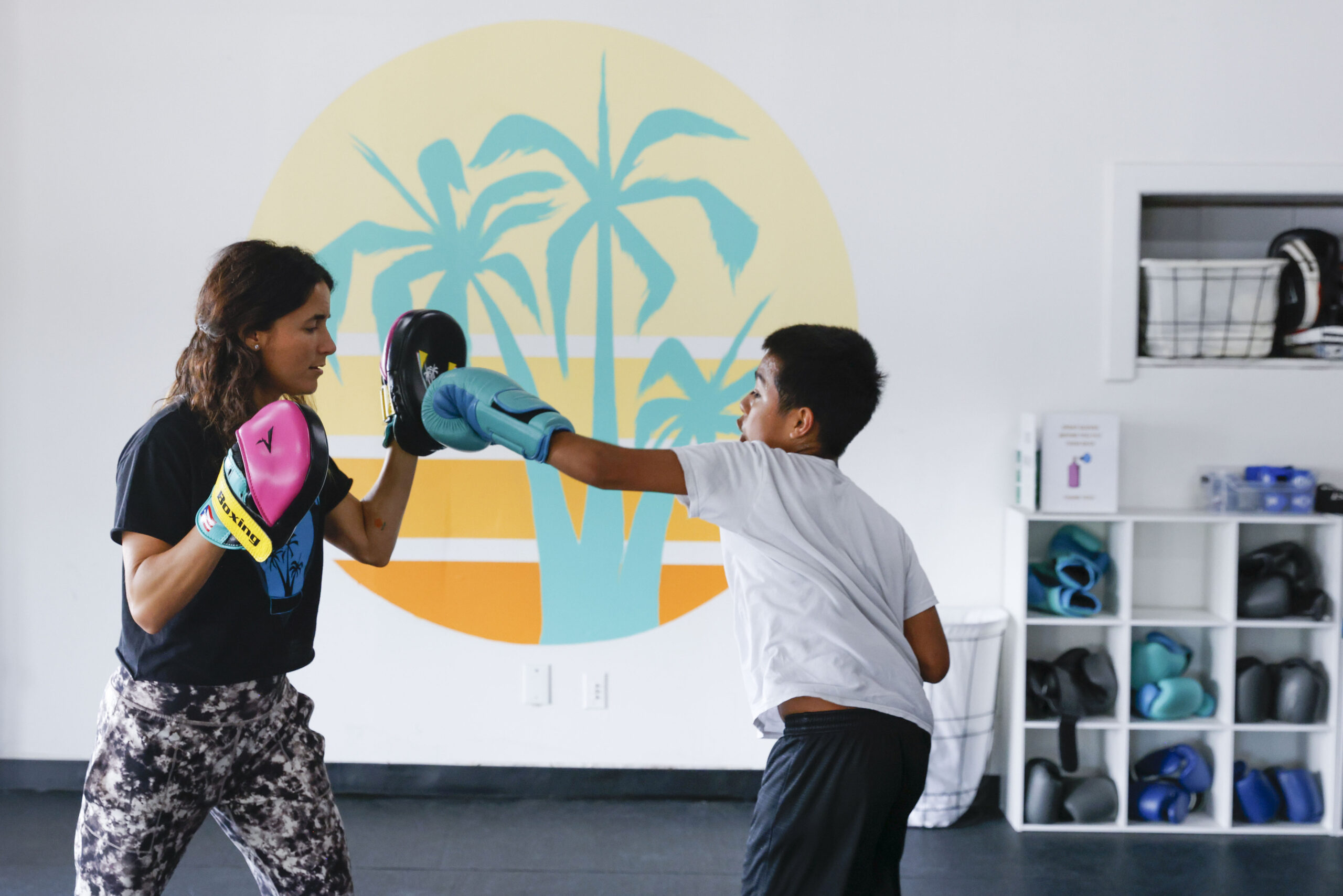 Gimnasio De Box Del Barrio Para El Barrio