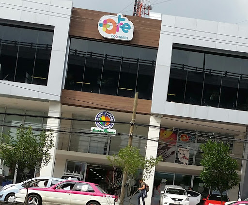 Mejores Escuelas De Box En Venustiano Carranza CDMX Cerca De Mi 1974 Gimnasio Gimnasio Smart Fit – Circuito Azteca en Ciudad De México
