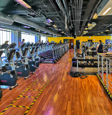 Mejores Escuelas De Box En Venustiano Carranza CDMX Cerca De Mi 1919 Gimnasio Gimnasio Smart Fit – Garden Santa Fe en Ciudad De México