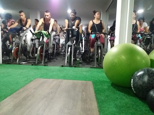Mejores Escuelas De Box En Venustiano Carranza CDMX Cerca De Mi 2152 Gimnasio Quest Fitness en Ciudad De México