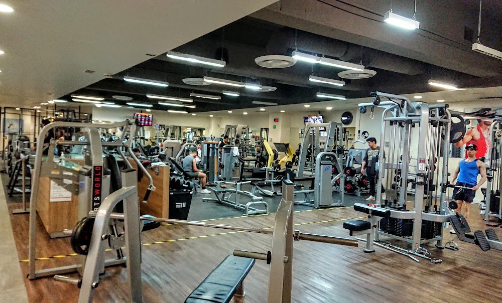Mejores Escuelas De Box En Venustiano Carranza CDMX Cerca De Mi 2049 Gimnasio Sports World Universidad en Ciudad De México